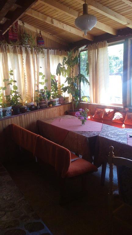 Edelvays House Hotel Trigrad Bagian luar foto
